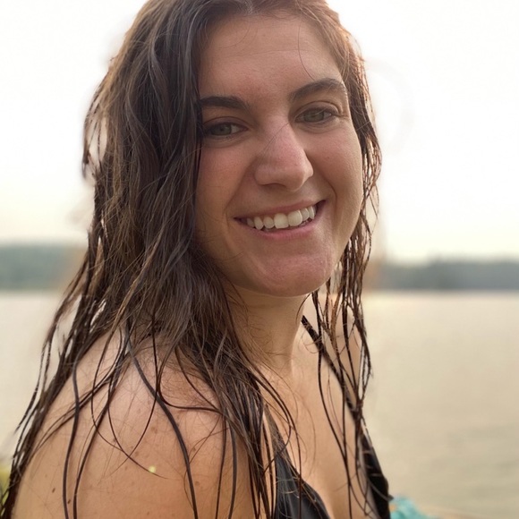 Meet your Posher, Katrina - Picture 3 of 3